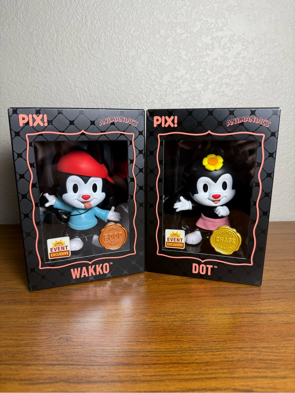Animaniacs Wakko and Dot Collectible Figures - Black, Red, Blue, Pink